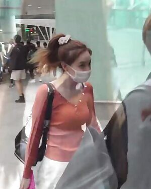 Twice - Nayeon boobs