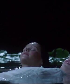 Elle Macpherson - Sirens