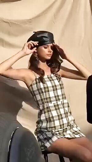 Couldn't hold back when I saw this model's crotch