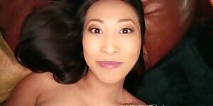 Smiles that make you fall in love :3