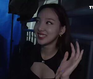 TWICE - Nayeon
