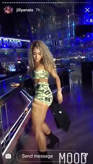 Jilly Anais Twerk