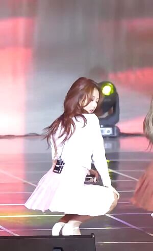 Cute Pink Schoogirl outfit