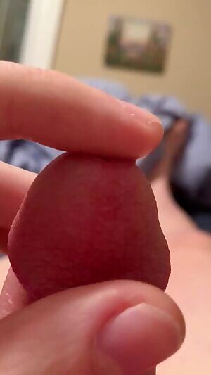 My precum... I wish I could lick it all day.. don’t you? Please enjoy~ 🖤🖤