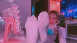 Femdom ASMR Beautiful Close Up Feet