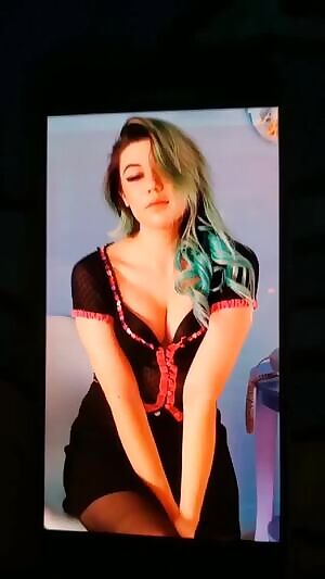 Jessie Paege looking so sweet and sexy