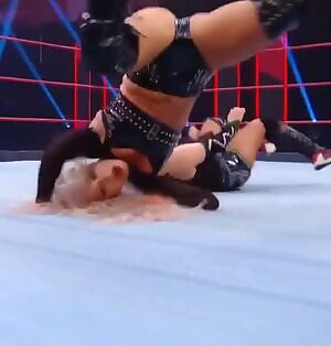 Liv Morgan in position
