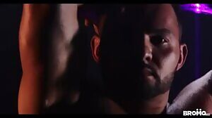 Highlighting His Monster Cock - Julian Knowles, Lex Sabres