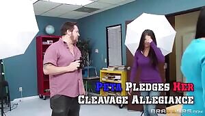 Peta Pledges Her Cleavage Allegiance - porninaminute
