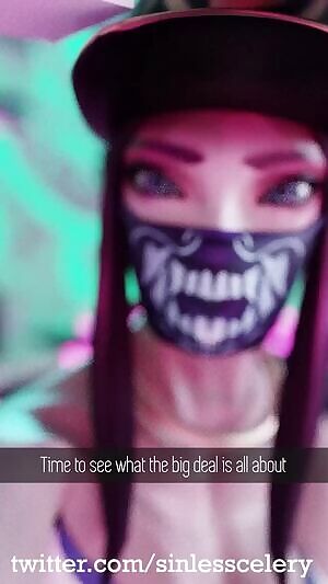 Akali Rides a Monster