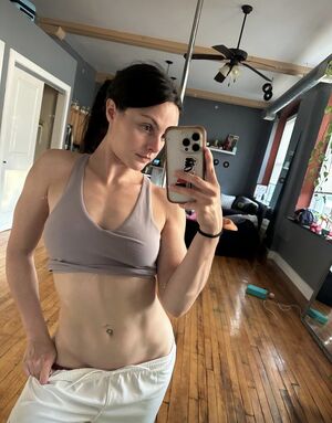 Fit Girls Cumshot Gym OnlyFans