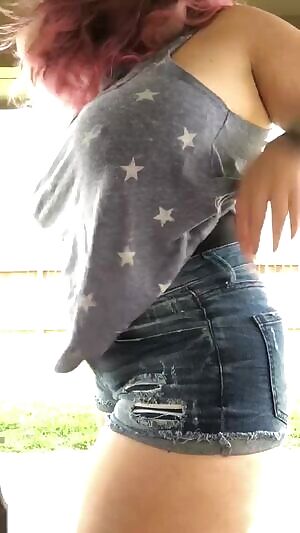 I hope my neighbor doesn’t see me...he said next time he caught me doing this outside he’d teach me a lesson 🤫