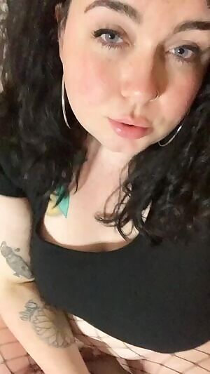 💜the bbw angel of your dreams💜 i have a + dropbox bundle for $20 or let me your cock in a for $10! sessions are $2 per minute for video heavy! check below for everything else i offer! i can’t wait to make you cum💜 kik/snap/telegram: fatdreamgirl