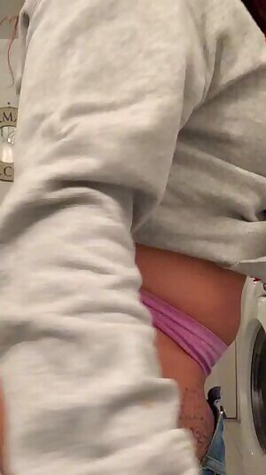 PhatbootyFriday 🍑🤗