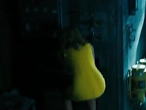 Elizabeth Banks back plot in 'Walk of Shame'