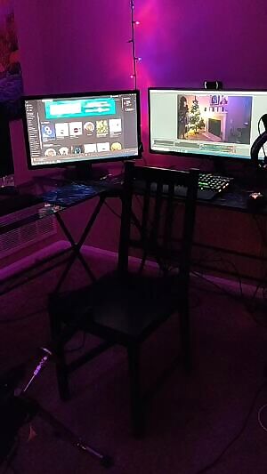 Trying to be a good little sissy slut 💙