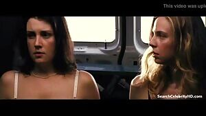 Melanie Lynskey showing her boobs