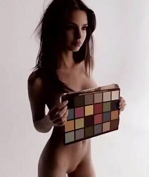 Emily Ratajkowski's Nude Body