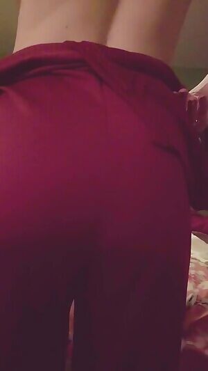 Slipping into something a little more... comfortable 😉💋