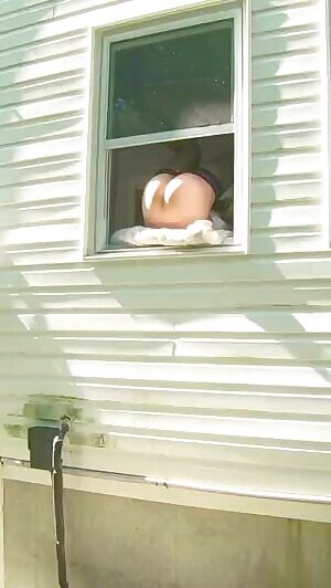 Put on your umbrella before watching this!