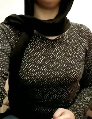 A mix between a titty drop and a reveal So Suck my titty anyway!