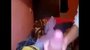 Amateur handjob + cum