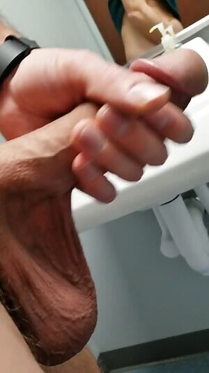 On my lunch break... Care to join me for a meal?