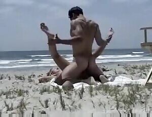 Nude beach fuck with some spectators