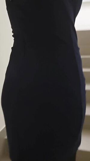 Does my one-hand filmed booty walk and undressing desire a one-hand clap? 😉