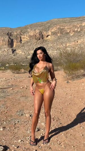 Big Tits Curvy Public Pussy Sexy