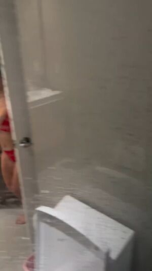 Thick MILFs 19honeysuckle Big Ass Bouncing Tits