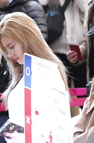 Twice - Sana