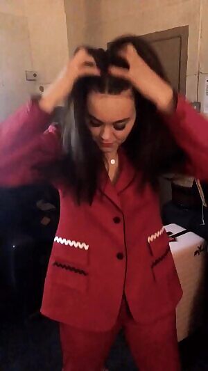 My gorgeous hot sexy daughter is trying to seduce you