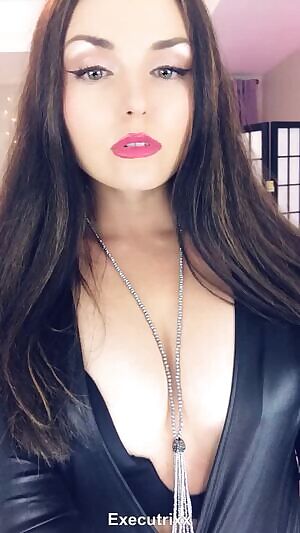 Sexy, talented, articulate.. Roleplay/Edging/JOI/Dirty Talk/Mommy friendly SPH/CBT/s Available for and more