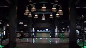 Emily Bett Rickards - Arrow - Peek