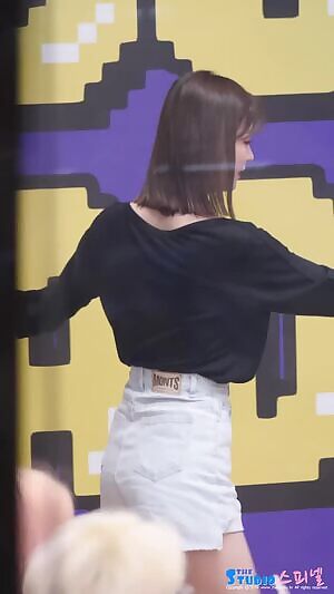 Fromis_9 - Chaeyoung