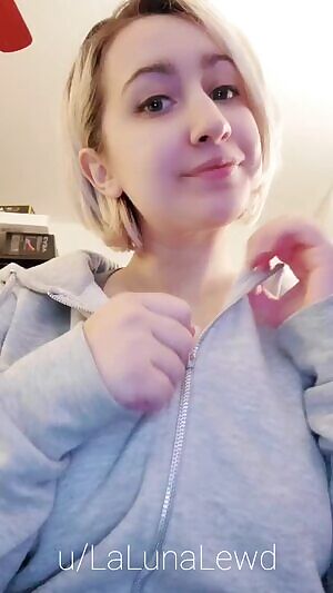 Monday Motivation: Boobs Reveal in a GIF