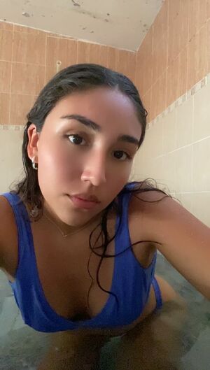 I want it rough, raw, and muy profundo.