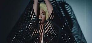 Cum Dump Nicki Minaj Ready For Action