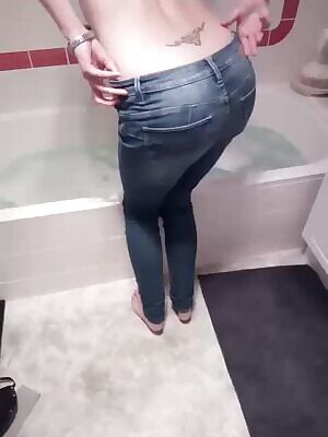 AUSSIE GIRLFRIEND EXPERIENCE.  deal. RATINGS and more