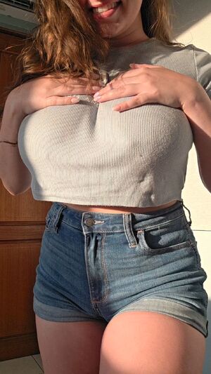 TittyDrop Amateur Big Tits Boobs Cute