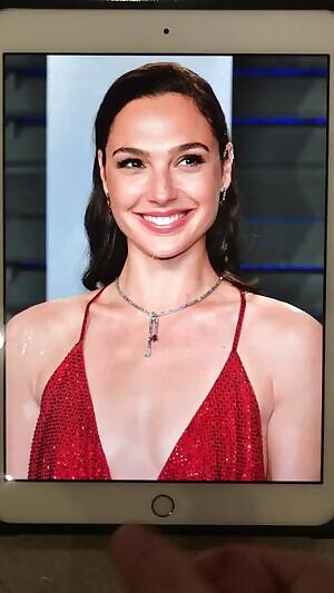 Cumming on Gal Gadots chest and face