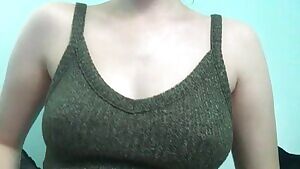 thought i’d post again since everybody liked my first post yesterday 😏 are gifs allowed???