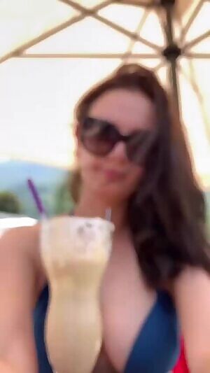 Evelyn Sharma with her voluptuous twins and subtle oomph.