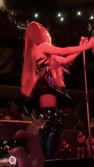 Need Her Ass On My Face!