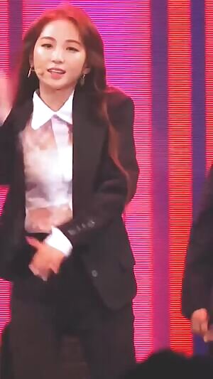 Elris - Yukyung, Bella