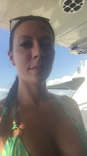 Horny Milf Flash Titties In Public!