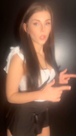Fansly Uk Amateur Cute Petite Teen