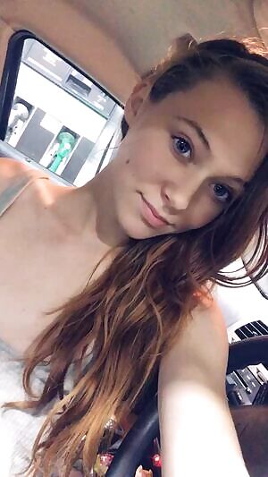 holdthemoan - Yes there’s a lot of wrapper in my center compartment, I was eating starbursts