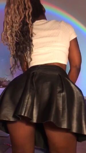 Ebony Exhibitionist Ass Findom